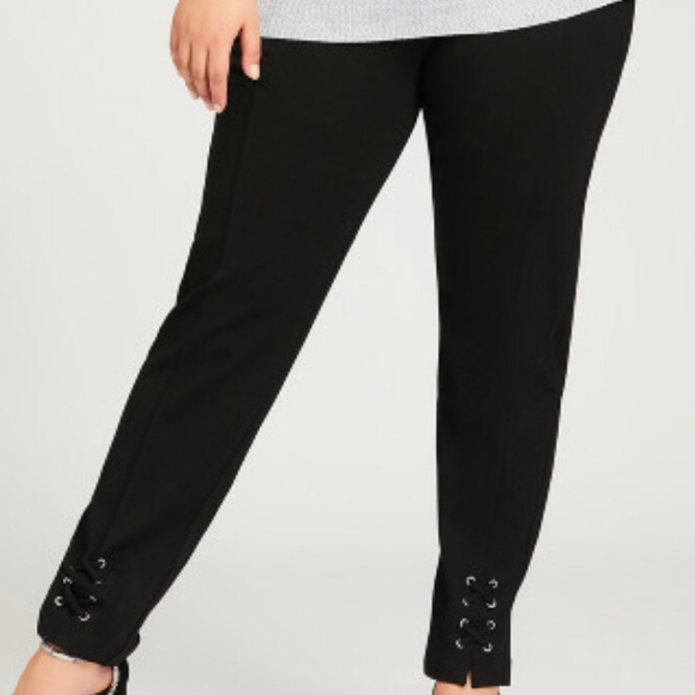 Avenue lace up pants sz 18/20 NWT